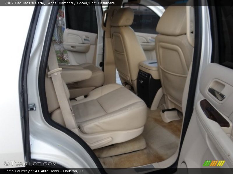 White Diamond / Cocoa/Light Cashmere 2007 Cadillac Escalade