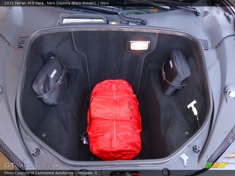  2013 458 Italia Trunk