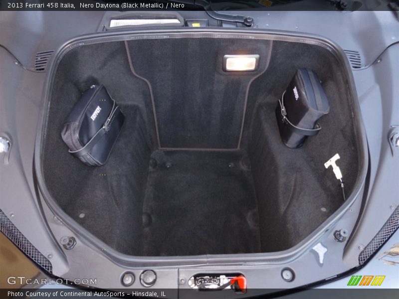  2013 458 Italia Trunk