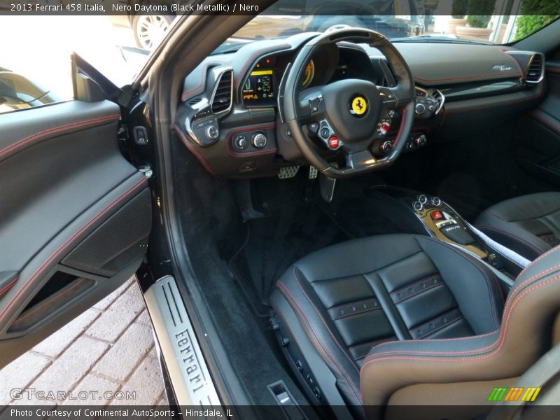  2013 458 Italia Nero Interior