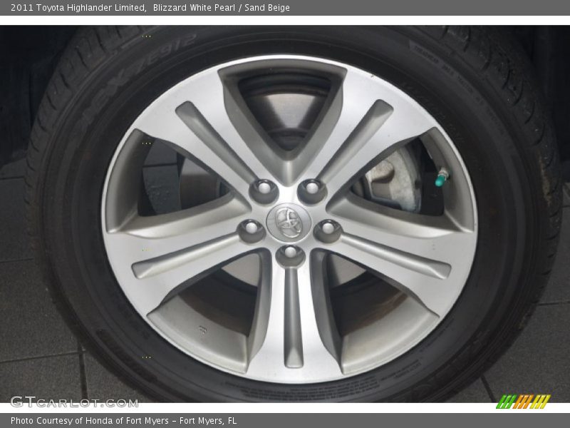 Blizzard White Pearl / Sand Beige 2011 Toyota Highlander Limited