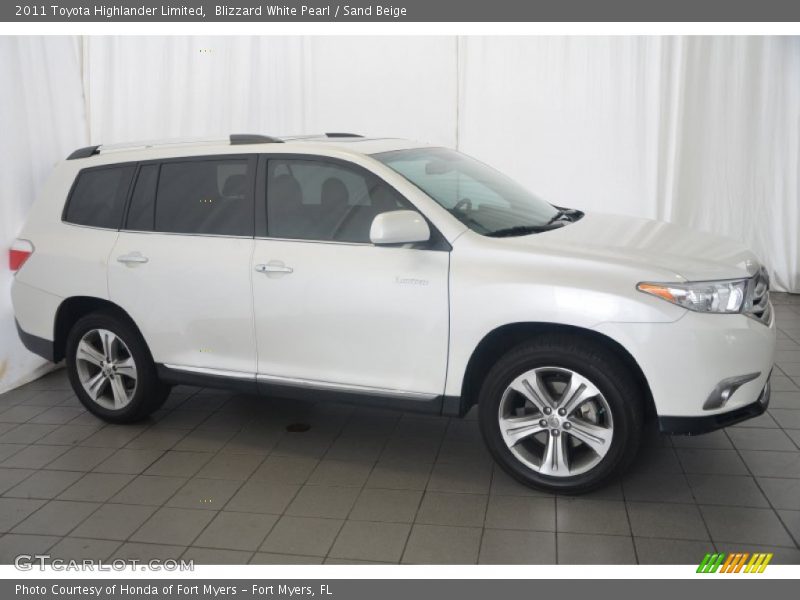 Blizzard White Pearl / Sand Beige 2011 Toyota Highlander Limited