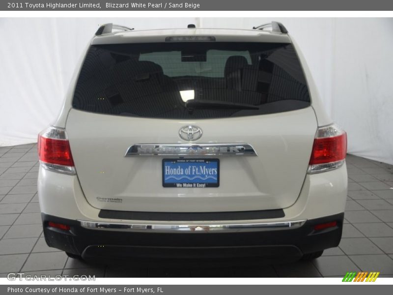 Blizzard White Pearl / Sand Beige 2011 Toyota Highlander Limited