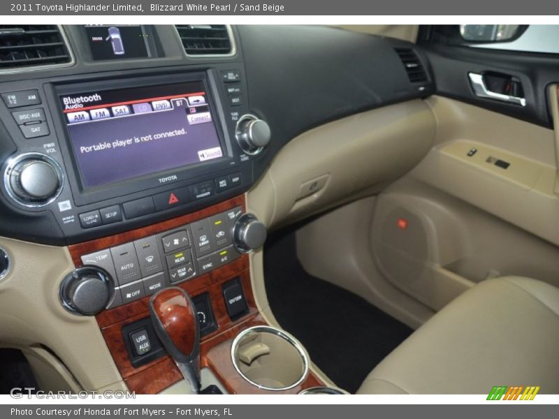 Blizzard White Pearl / Sand Beige 2011 Toyota Highlander Limited