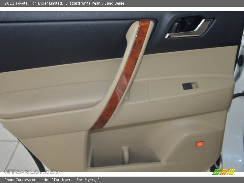 Blizzard White Pearl / Sand Beige 2011 Toyota Highlander Limited