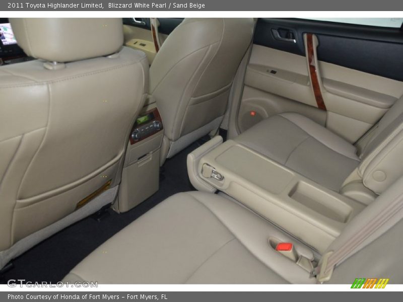 Blizzard White Pearl / Sand Beige 2011 Toyota Highlander Limited