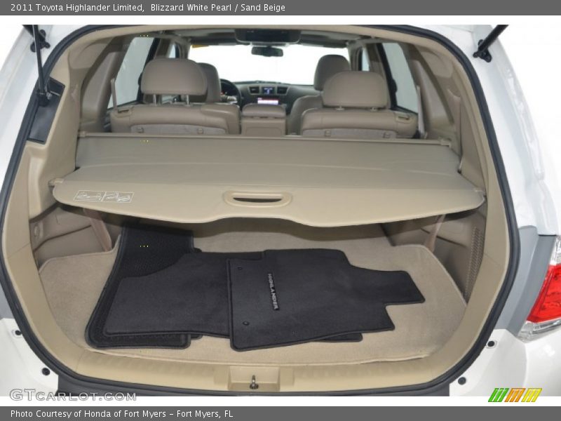 Blizzard White Pearl / Sand Beige 2011 Toyota Highlander Limited