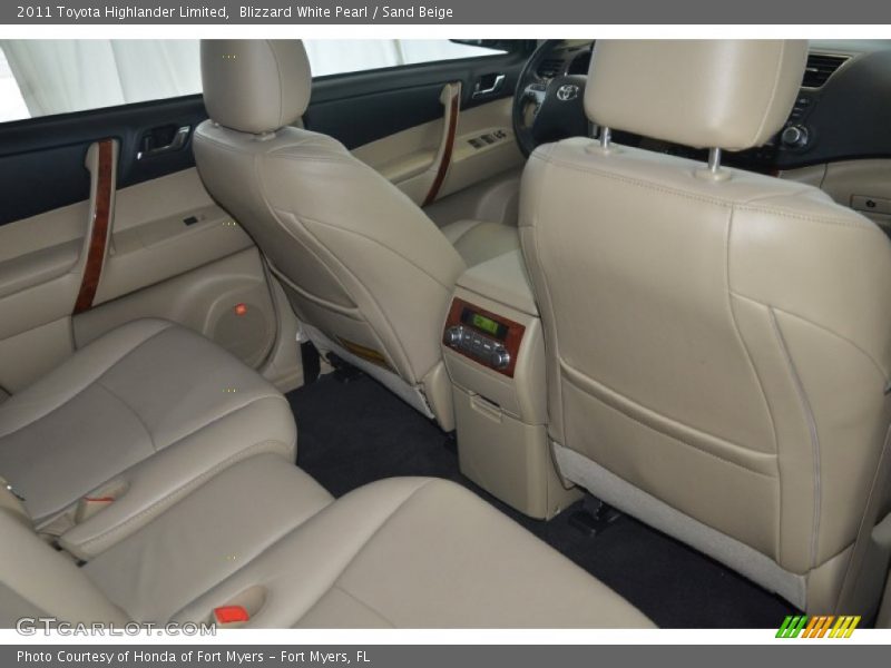 Blizzard White Pearl / Sand Beige 2011 Toyota Highlander Limited