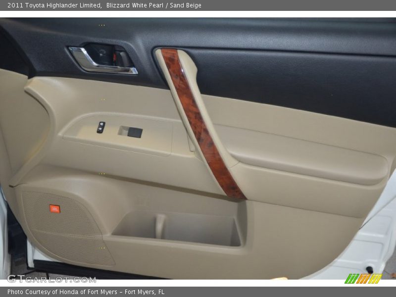 Blizzard White Pearl / Sand Beige 2011 Toyota Highlander Limited