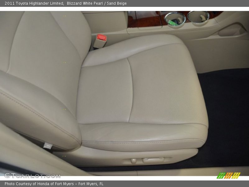 Blizzard White Pearl / Sand Beige 2011 Toyota Highlander Limited