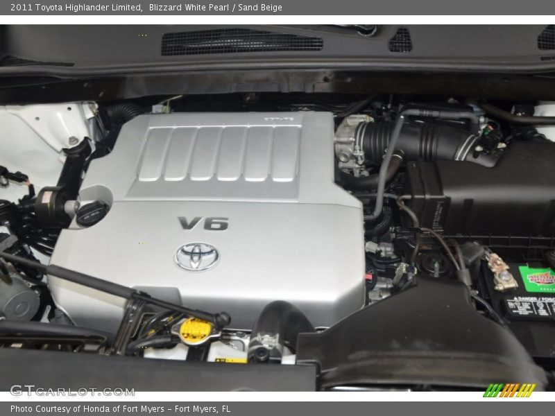 Blizzard White Pearl / Sand Beige 2011 Toyota Highlander Limited