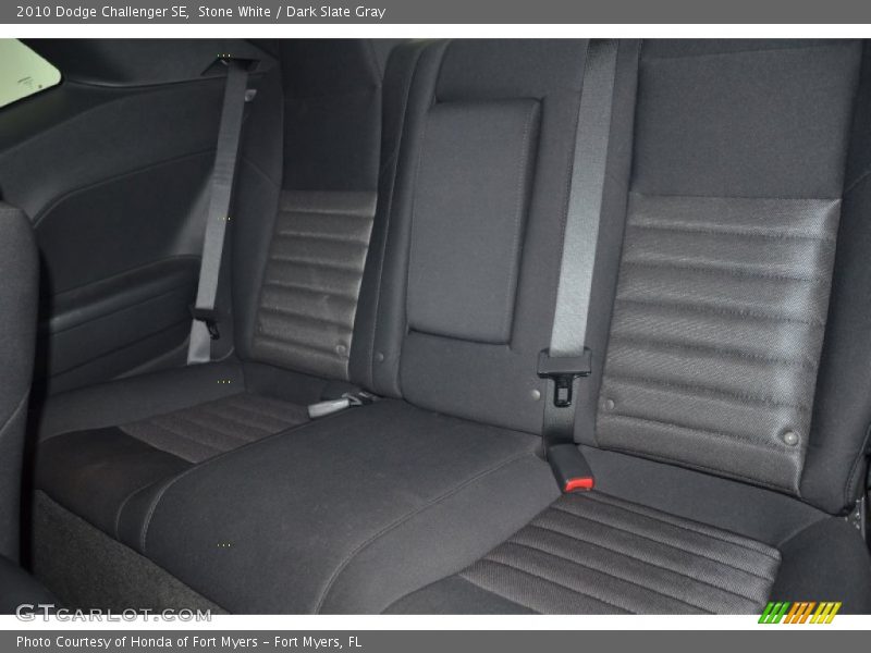 Stone White / Dark Slate Gray 2010 Dodge Challenger SE