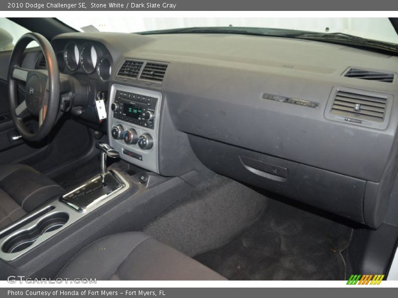 Stone White / Dark Slate Gray 2010 Dodge Challenger SE