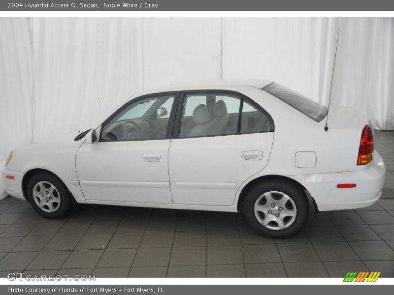 Noble White / Gray 2004 Hyundai Accent GL Sedan