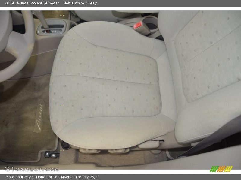 Noble White / Gray 2004 Hyundai Accent GL Sedan