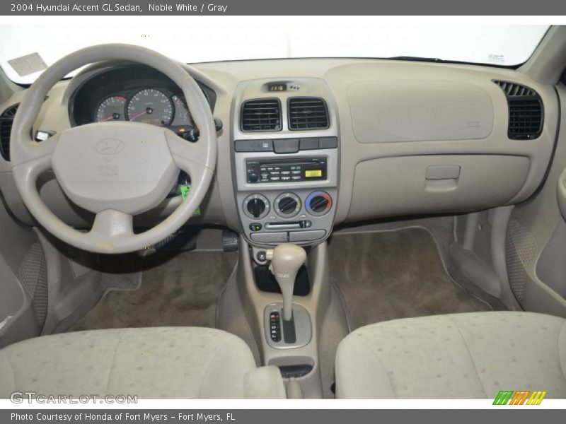 Noble White / Gray 2004 Hyundai Accent GL Sedan
