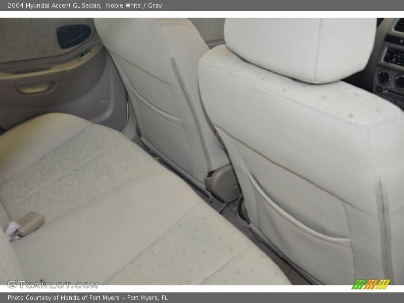 Noble White / Gray 2004 Hyundai Accent GL Sedan