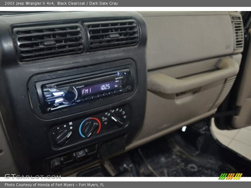 Black Clearcoat / Dark Slate Gray 2003 Jeep Wrangler X 4x4