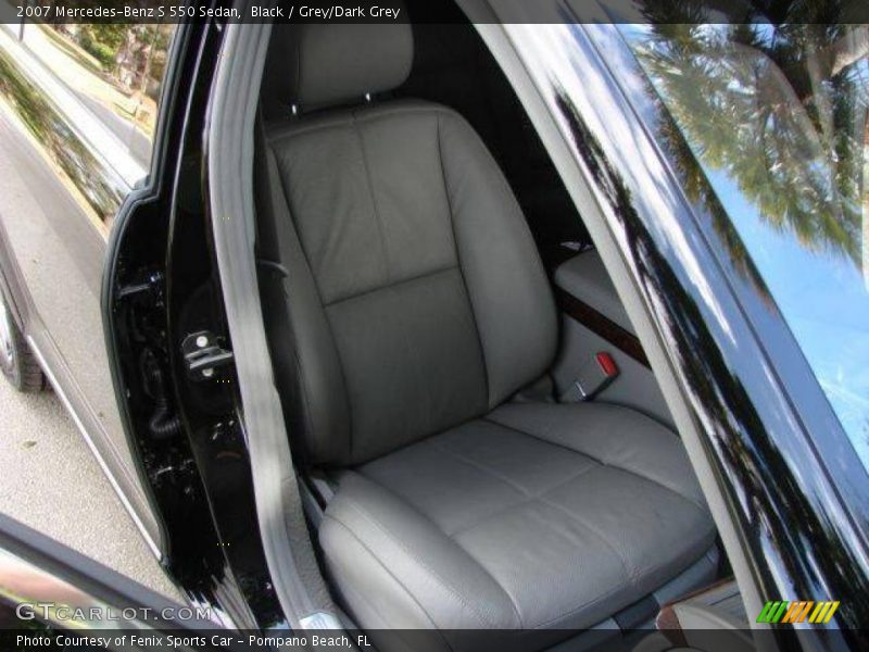 Black / Grey/Dark Grey 2007 Mercedes-Benz S 550 Sedan