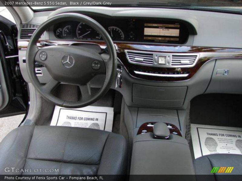 Black / Grey/Dark Grey 2007 Mercedes-Benz S 550 Sedan