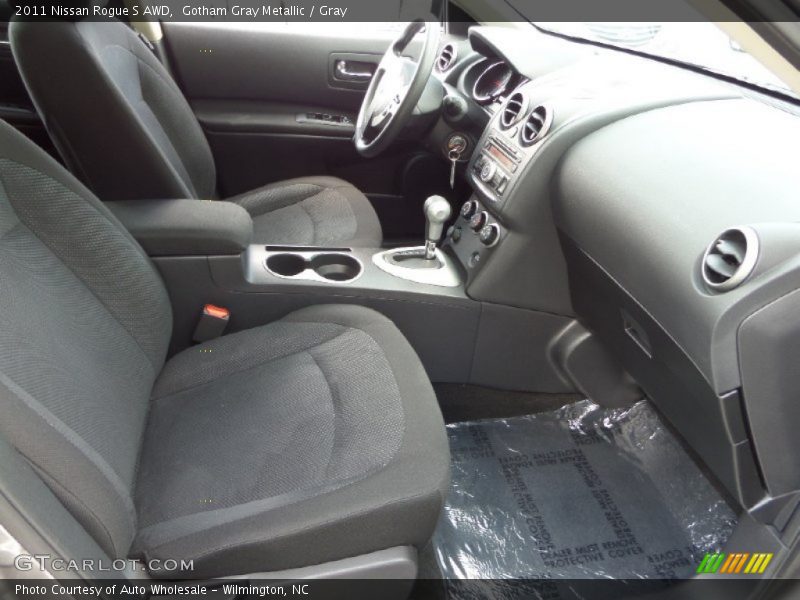 Gotham Gray Metallic / Gray 2011 Nissan Rogue S AWD