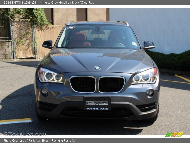 Mineral Grey Metallic / Black/Grey-Red 2014 BMW X1 xDrive28i