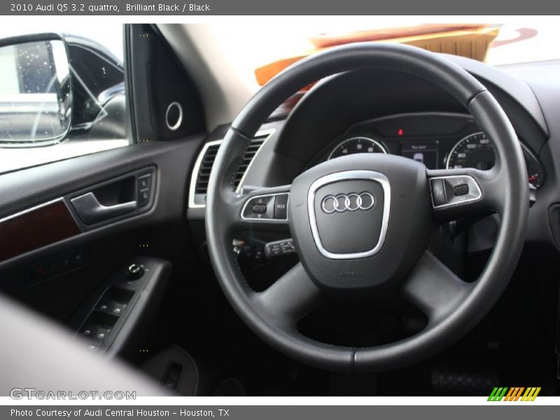 Brilliant Black / Black 2010 Audi Q5 3.2 quattro
