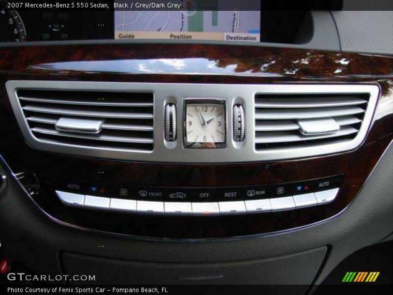 Black / Grey/Dark Grey 2007 Mercedes-Benz S 550 Sedan