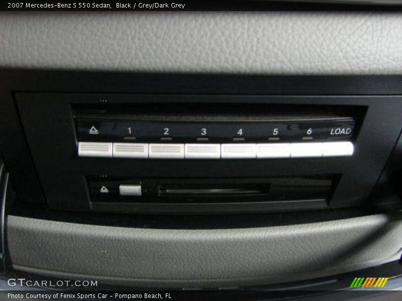 Black / Grey/Dark Grey 2007 Mercedes-Benz S 550 Sedan