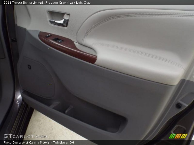 Predawn Gray Mica / Light Gray 2011 Toyota Sienna Limited