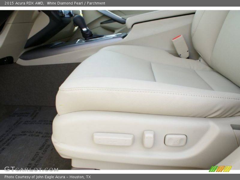 White Diamond Pearl / Parchment 2015 Acura RDX AWD
