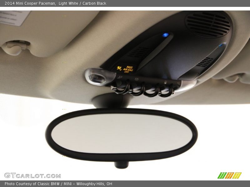 Light White / Carbon Black 2014 Mini Cooper Paceman