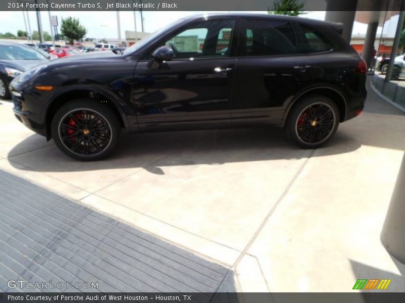 Jet Black Metallic / Black 2014 Porsche Cayenne Turbo S