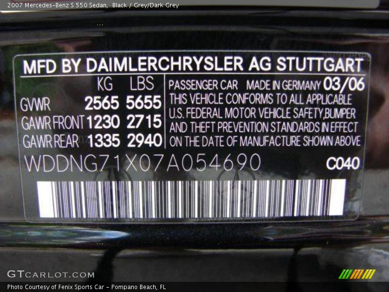 Black / Grey/Dark Grey 2007 Mercedes-Benz S 550 Sedan