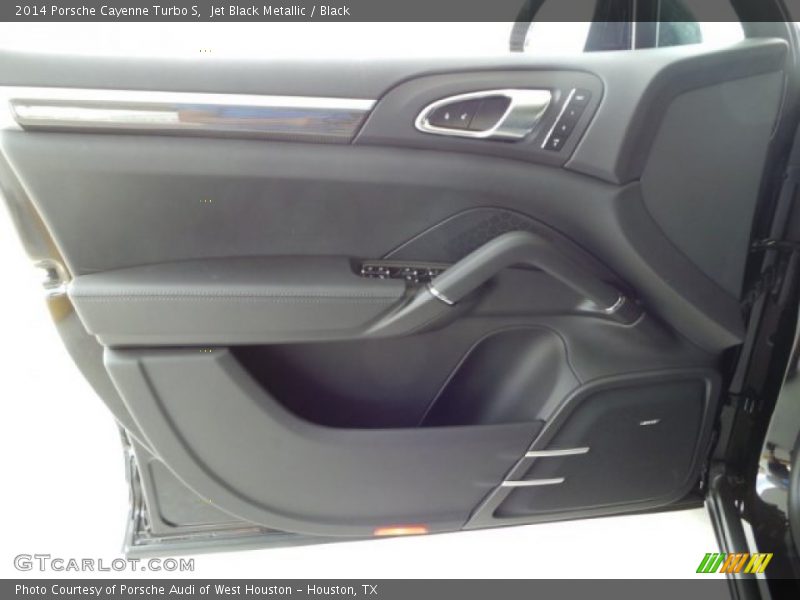 Jet Black Metallic / Black 2014 Porsche Cayenne Turbo S