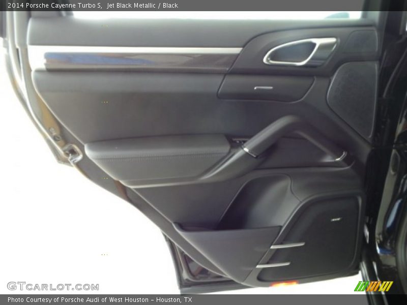 Door Panel of 2014 Cayenne Turbo S