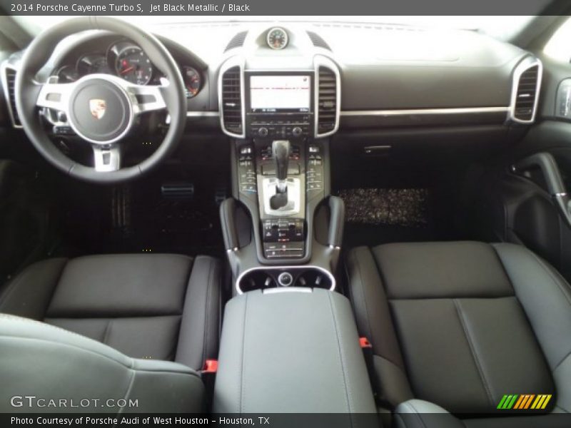 Dashboard of 2014 Cayenne Turbo S