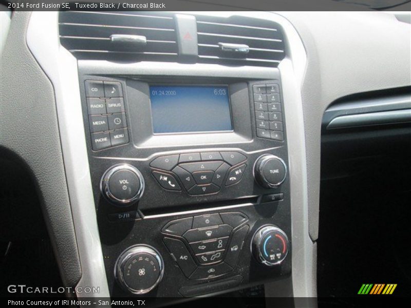 Tuxedo Black / Charcoal Black 2014 Ford Fusion SE