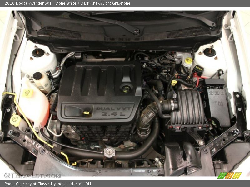 Stone White / Dark Khaki/Light Graystone 2010 Dodge Avenger SXT