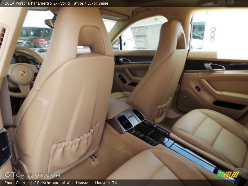 Rear Seat of 2014 Panamera S E-Hybrid