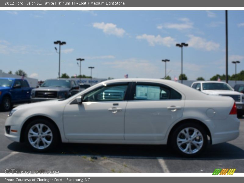 White Platinum Tri-Coat / Medium Light Stone 2012 Ford Fusion SE