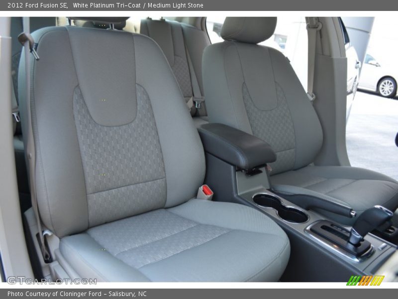 White Platinum Tri-Coat / Medium Light Stone 2012 Ford Fusion SE
