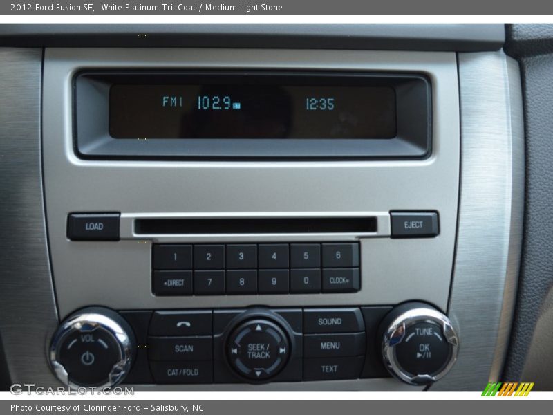 White Platinum Tri-Coat / Medium Light Stone 2012 Ford Fusion SE