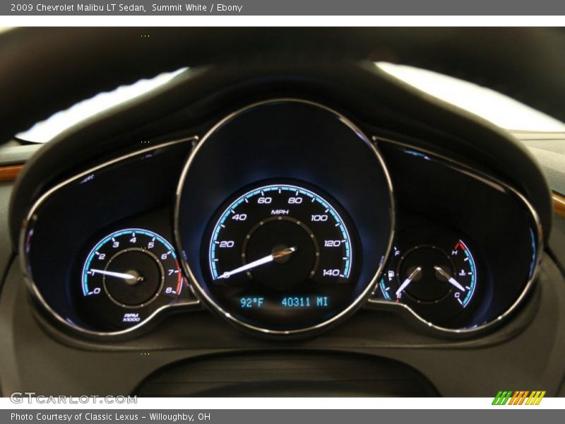 Summit White / Ebony 2009 Chevrolet Malibu LT Sedan