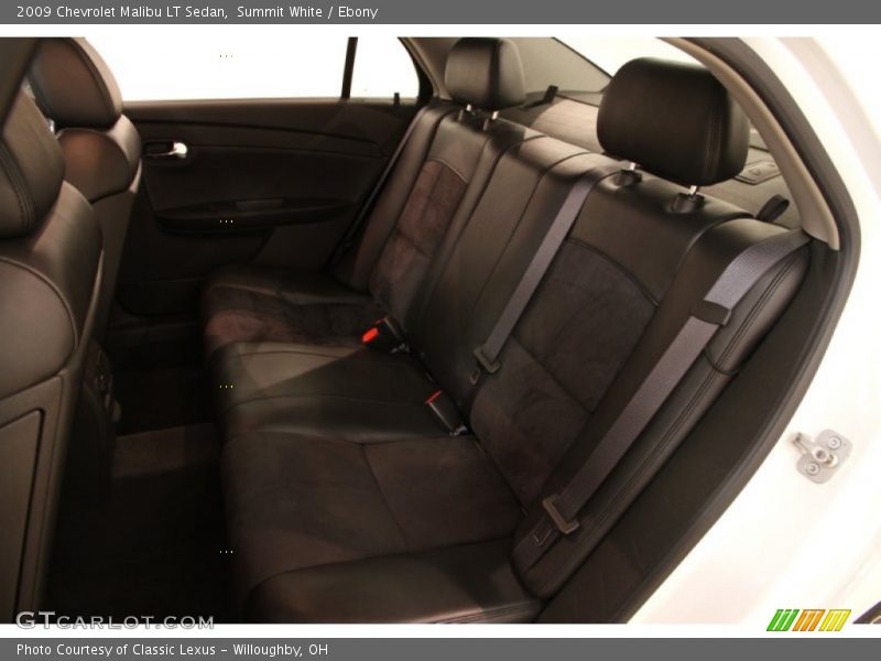 Summit White / Ebony 2009 Chevrolet Malibu LT Sedan