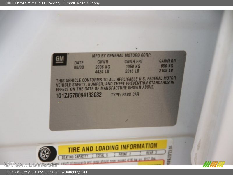 Summit White / Ebony 2009 Chevrolet Malibu LT Sedan