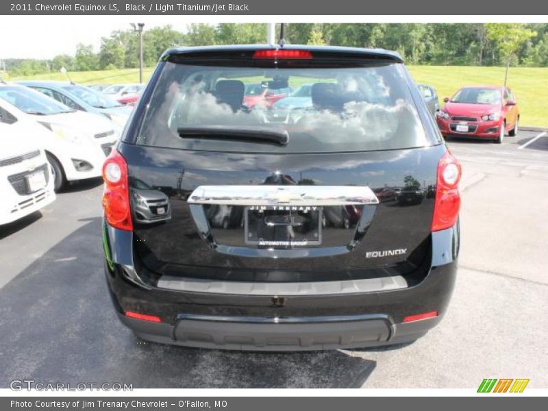 Black / Light Titanium/Jet Black 2011 Chevrolet Equinox LS