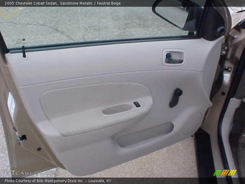 Sandstone Metallic / Neutral Beige 2005 Chevrolet Cobalt Sedan