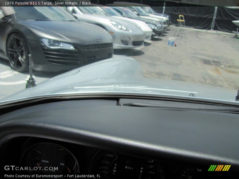 Silver Metallic / Black 1976 Porsche 911 S Targa