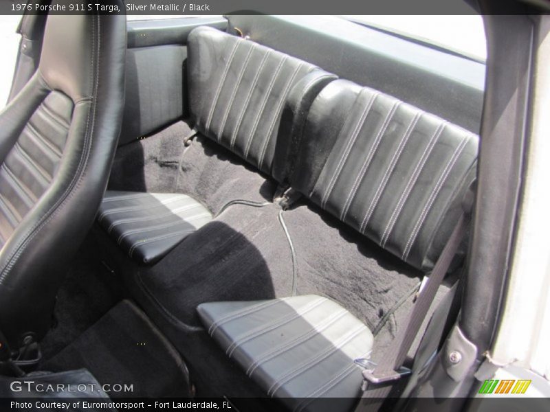 Rear Seat of 1976 911 S Targa